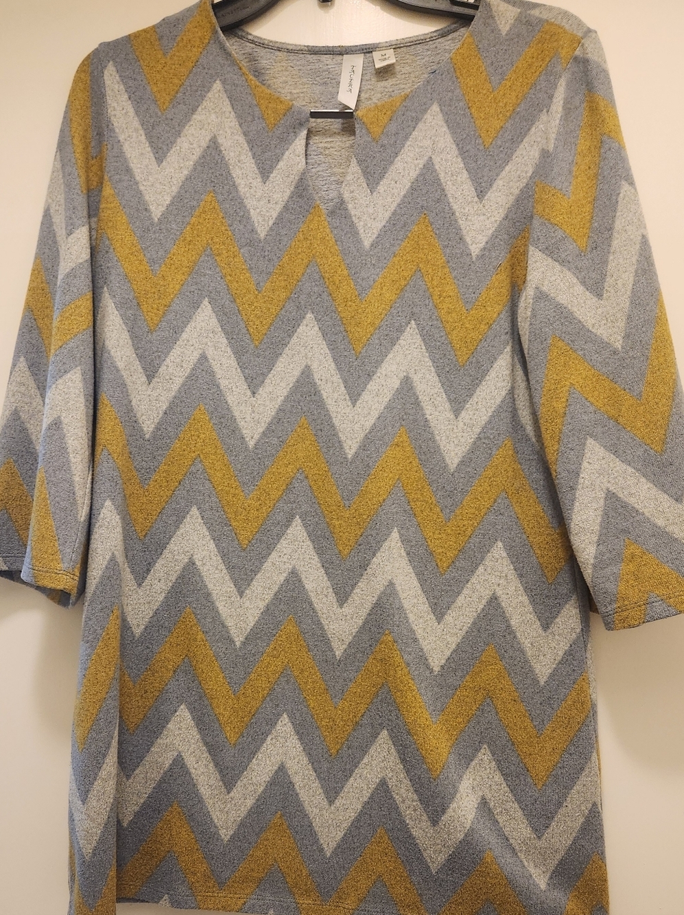 Tacera Chevron Knit Crewneck Sweater - Gray, White & Mustard, Medium
